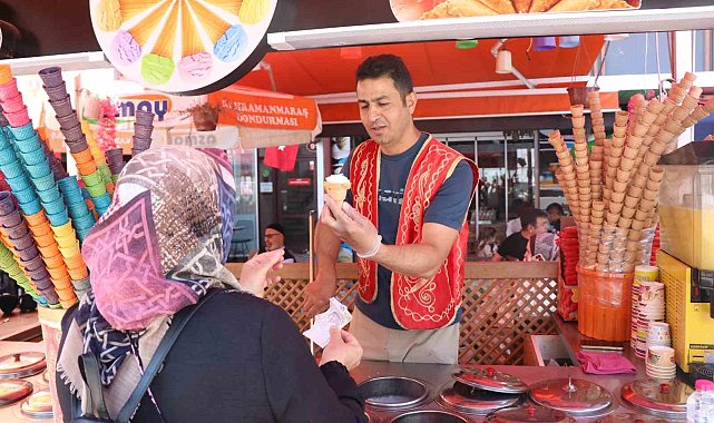 Bolu'da hava sıcaklıklarının artmasıyla dondurma satışları arttı