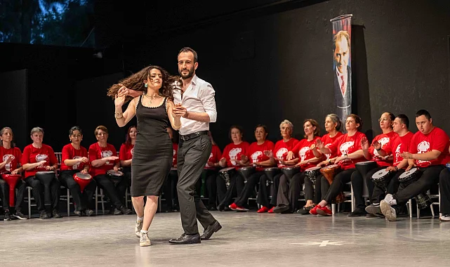 Bornova'da ritim ve halk dansları rüzgarı