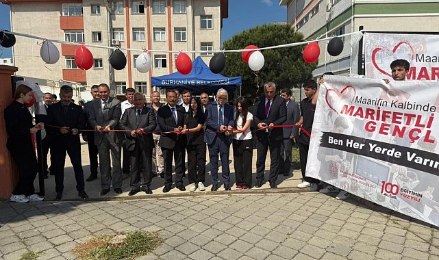 Burhaniye'de Teknoloji Tasarım ve Görsel Sanatlar Sergisi açıldı