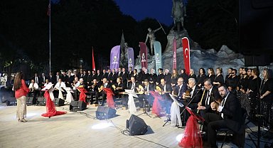 Bursa İnegöl'de TSM korosundan unutulmaz konser