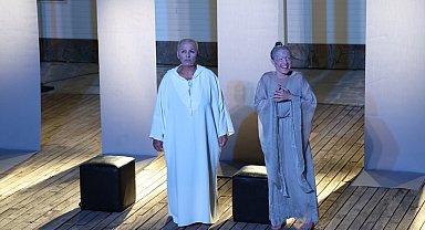 Bursa Nilüfer'de Kadın Oyunları Festivali "Şairler Mezarlığı" ile sona erdi
