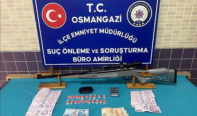 Bursa'da uyuşturucu operasyonu: Zehir tacirleri ve aranan hükümlüler yakalandı