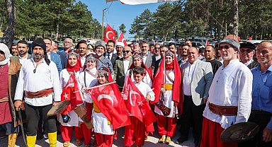 Bursa'da Başkan Vekili Biba'dan dağ yöresine entegre tesis sözü