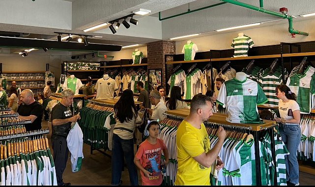Bursaspor formalarına taraftardan yoğun ilgi