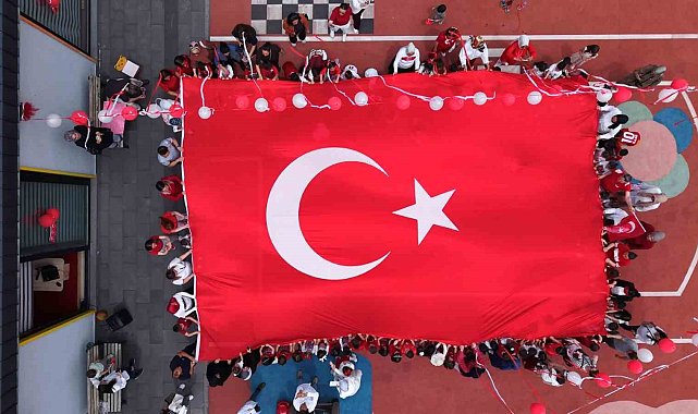 Büyükşehirin çocuk kütüphanesi miniklerinden a milli takıma yürekleri ısıtan destek