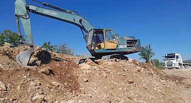 Çameli'nde selin bozduğu arazi yolları bakıma alındı