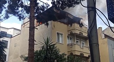 Çatı yangını mahallede paniğe neden oldu
