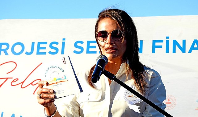 Çeşme'de, "Hayatın Anlamı Kitap" projesinin dördüncü sezonunu tamamlandı