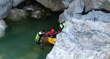 Ceyhan Nehri'nde kaybolan kişinin cansız bedenine ulaşıldı
