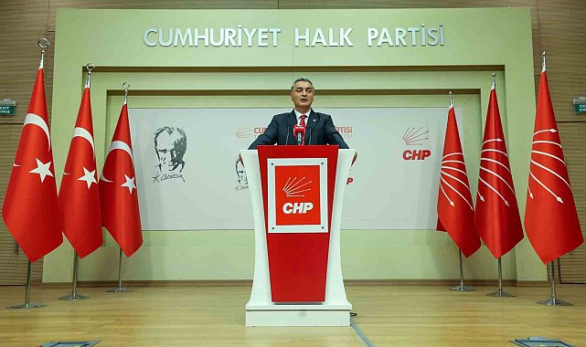 CHP Antalya ve Kayseri il başkanları görevden alındı