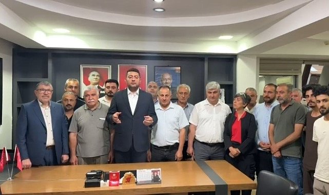 CHP'de gece yarısı çilingirli devir