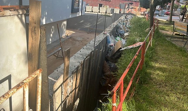 Çocuk parkındaki muhtemel tehlike vatandaşları tedirgin ediyor