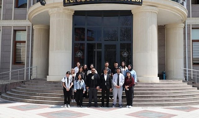 Çöp konteyneri akımına katılan öğrenciler Başkan Durgut'la buluştu