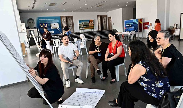 COP Women Antalya'da kadınların iklim politikalarındaki rolü konuşuldu