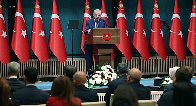Cumhurbaşkanı Erdoğan: "Ana muhalefet partisi içindeki tartışmaların hiçbiri bizi ilgilendirmiyor"