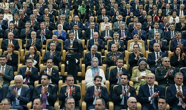 Cumhurbaşkanı Erdoğan: "Gardımızı indirdiğimiz, rehavete kapıldığımız anda bize bu topraklarda hayat hakkı tanımazlar"