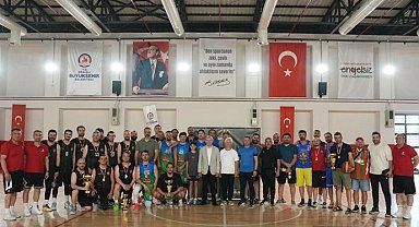 Denizli Büyükşehir Master Cup +35'te kupalar sahiplerini buldu