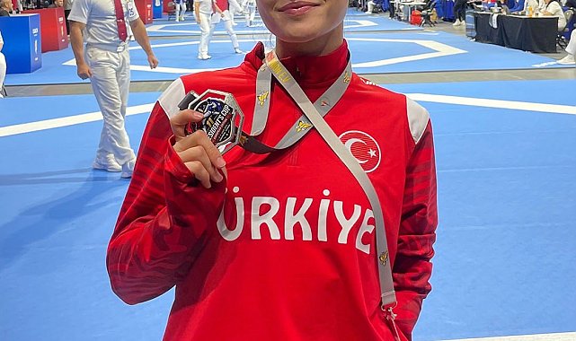 Denizlili sporcu Almanya'dan gümüş madalya ile döndü