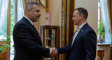 Dışişleri Bakanı Fidan, Putin'in Danışmanı Medinskiy ile bir araya geldi