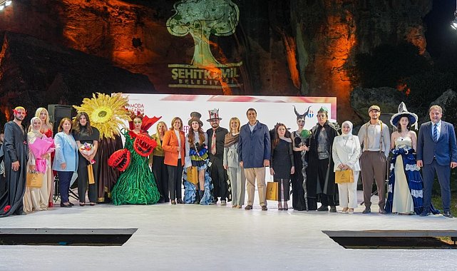 Dülük Antik Kenti, 'Moda Tasarım Haftası' defilesine ev sahipliği yaptı
