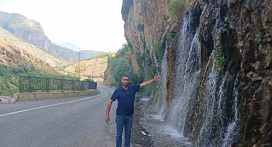 Durankaya şelalesi coştu