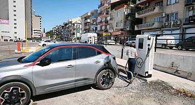 Efeler Belediyesi'nin elektrikli araç şarj istasyonları hizmette