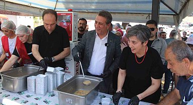 Efeler'den 3 bin kişilik aşure hayrı