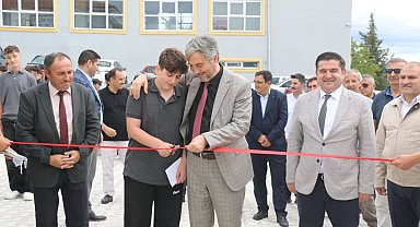 Emet Cevizdere Şehitleri MTAL'de yılsonu sergisi ve ödül töreni