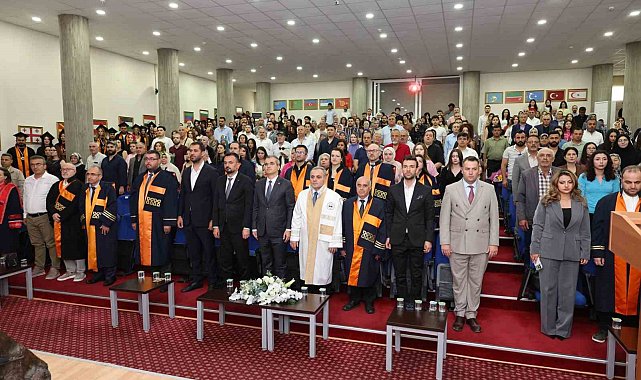 ERÜ Turizm Fakültesi 17. dönem mezunlarını verdi