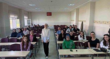 ERÜ'de bir ilk: 'Yapay Zeka Okuryazarlığı Dersleri'