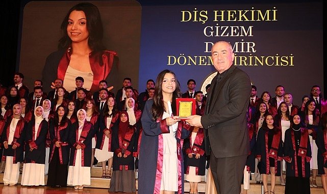 Erzincan'da 82 genç diş hekimi mezuniyet coşkusu yaşadı
