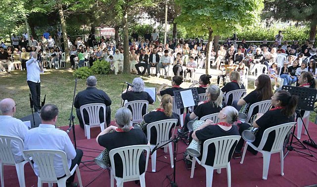 Esenyurt Ulu Çınar'da müzik dolu dönem finali