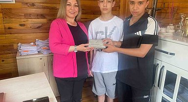Eskişehir'de çocuklardan örnek davranış