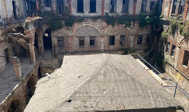 Fatih'in tarihi hafızası Şekerci Han yeniden ayağa kaldırılıyor, çalışmaların 2029'da bitmesi hedefleniyor
