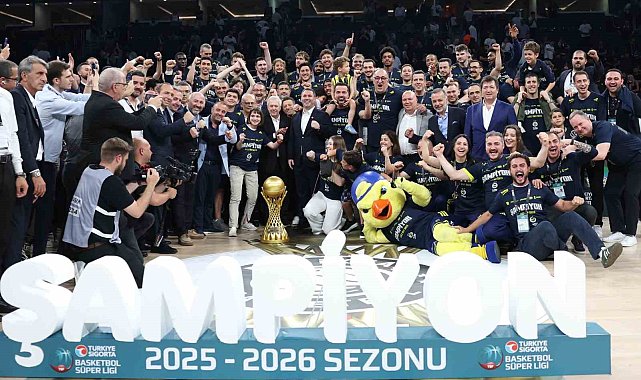 Fenerbahçe, erkek basketbolda 13. kez şampiyonluğuna ulaştı