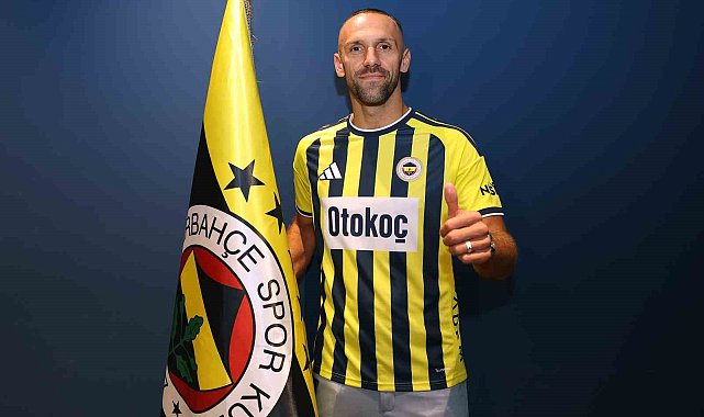 Fenerbahçe, Vedat Muriqi ile 3 yıllık sözleşme imzaladı