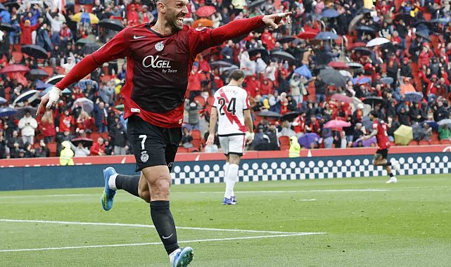 Fenerbahçe'nin yeni transferi Vedat Muriqi bu akşam İstanbul'a geliyor