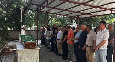 Gazeteci Sözeri'nin annesi son yolcuğuna uğurlandı