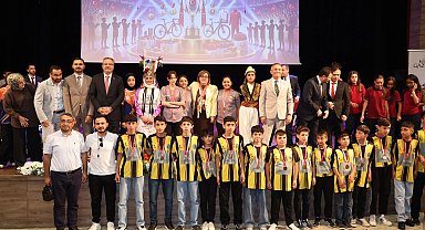 Gaziantep'te 'Okul Sporları Enleri' ödüllendirildi