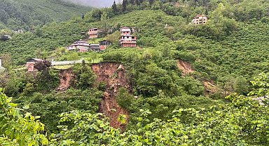 Giresun'da heyelan riski nedeniyle toplam 33 konut tahliye edildi