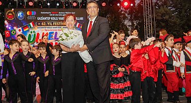 GKV'li minik dansçılardan dünya turu