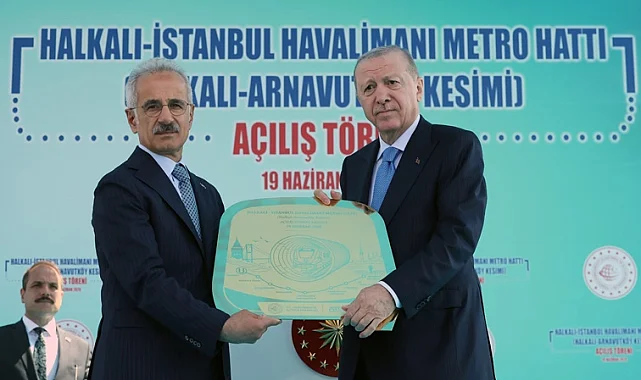 Halkalı-Arnavutköy metro hattı açıldı... Türkiye ulaşımda hızlanıyor