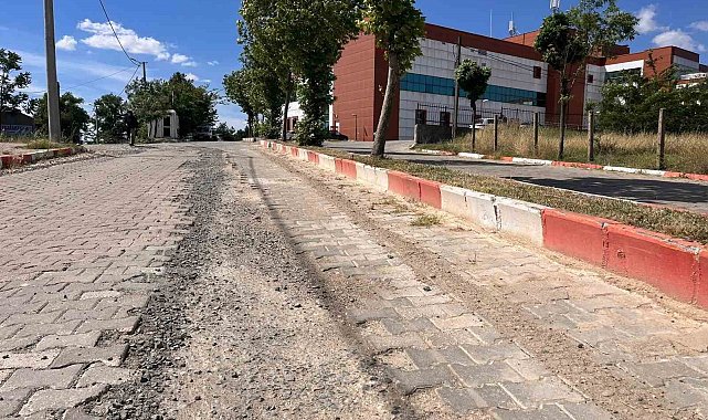 Hayrabolu'da bakımsız hastane yolu vatandaşları mağdur ediyor