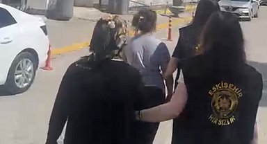 Hırsızlıktan 49 yıl hapis cezası bulunan kadın son soygununda yakayı ele verdi