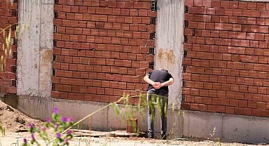 İnegöl'de inşaatta feci ölüm: Oğlunun gözü önünde 4. kattan düştü