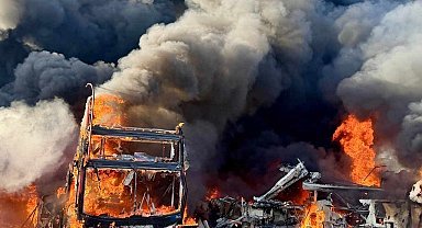 İngiltere'de 36 adet çift katlı otobüsün kullanılamaz hale geldiği yangında "kundaklama" şüphesi