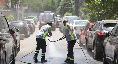 İstanbul Bakırköy'de köşe bucak temizliğe devam