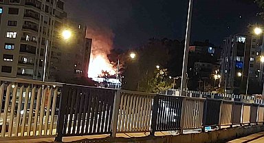 İzmir'de otluk alanda korkutan yangın