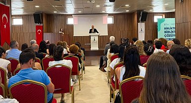 İzmir'in evde bakım modeli masaya yatırıldı