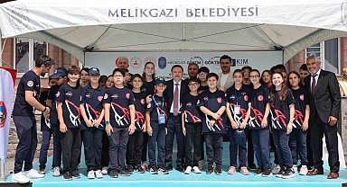 İzzet Öksüzkaya Ortaokulu'nda GÖKTİM Teknoloji Atölyesi açıldı